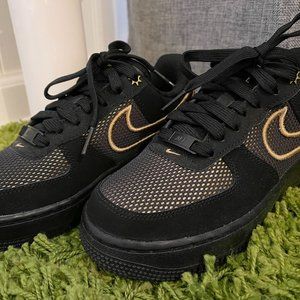 Women’s Size 5 Air Force 1’s Low ‘Legendary’
